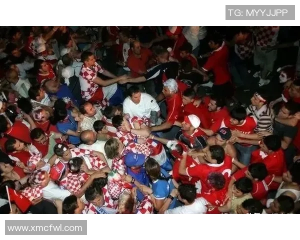 足球流氓2：激情与暴力交织的绿茵场上生存法则与道德抉择